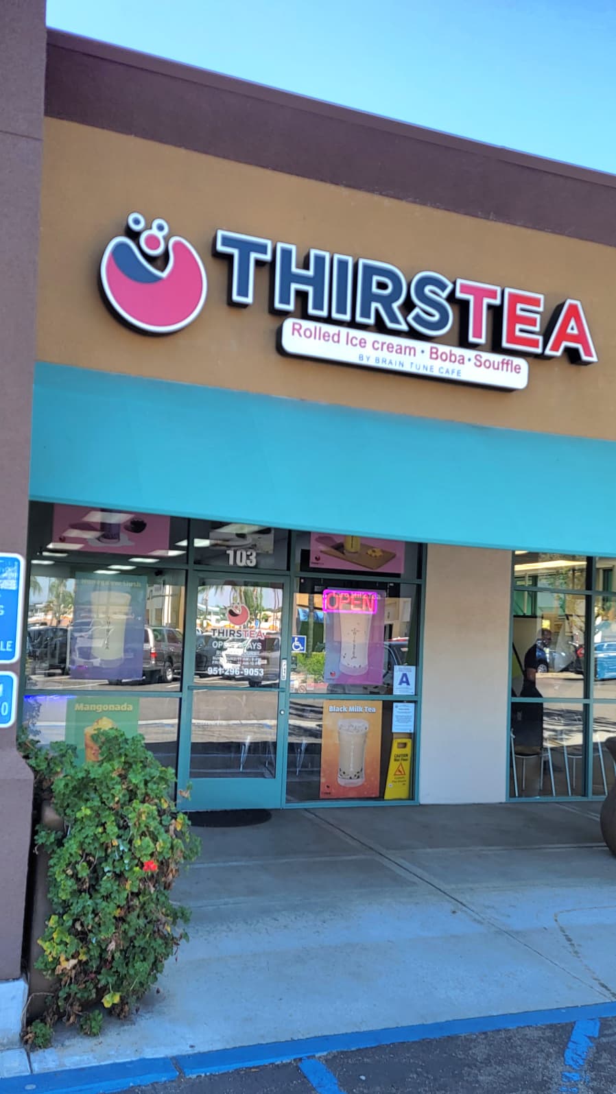 TEMECULA, CA Winchester Rd.